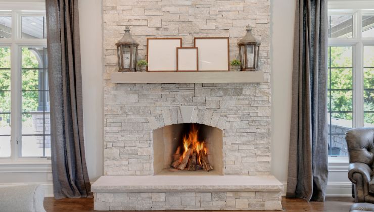 Dynamic Scheme With Neutrals