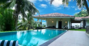 3 Red Flags That Prove You Need Pool Cleaning Right Away